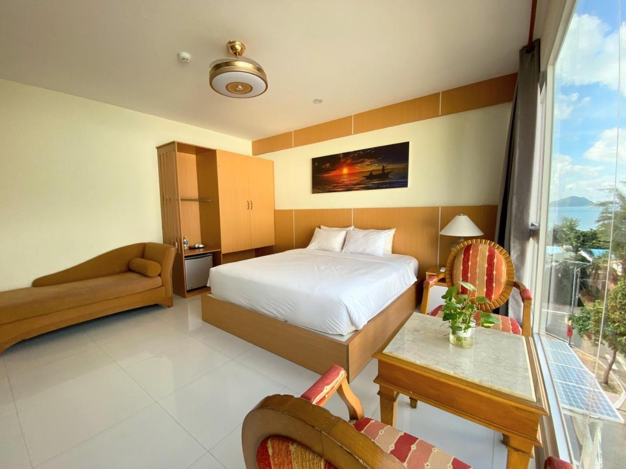 Conson Hotel Chi Khu Co Ong Exterior foto
